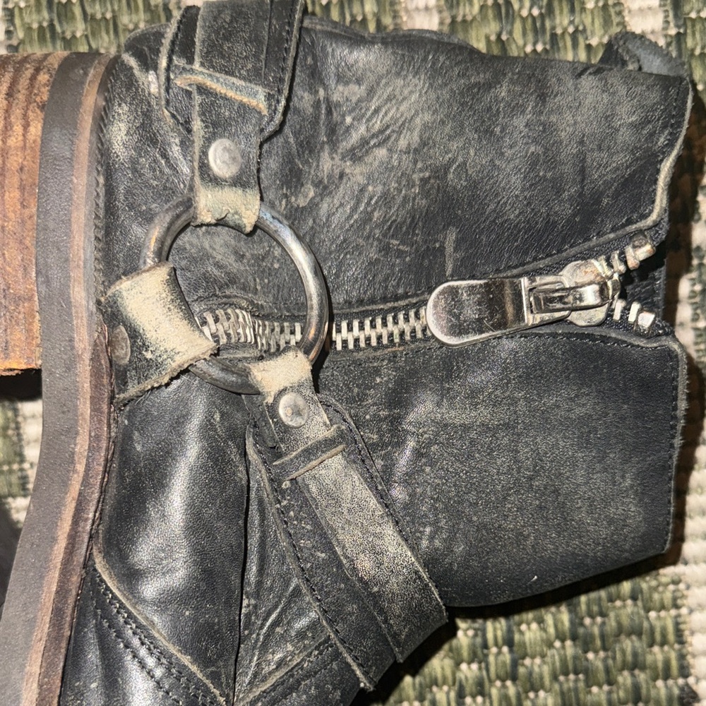 Y2K Leather MOTO Boots with Harness - Picture 2 of 7